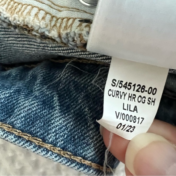 Old Navy High-Rise Curvy OG Straight Cutoff Shorts Lila Blue Size 4 Festival - Picture 10 of 10